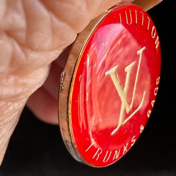 Louis Vuitton Red Zipper Pull Charm - Picture 9 of 10